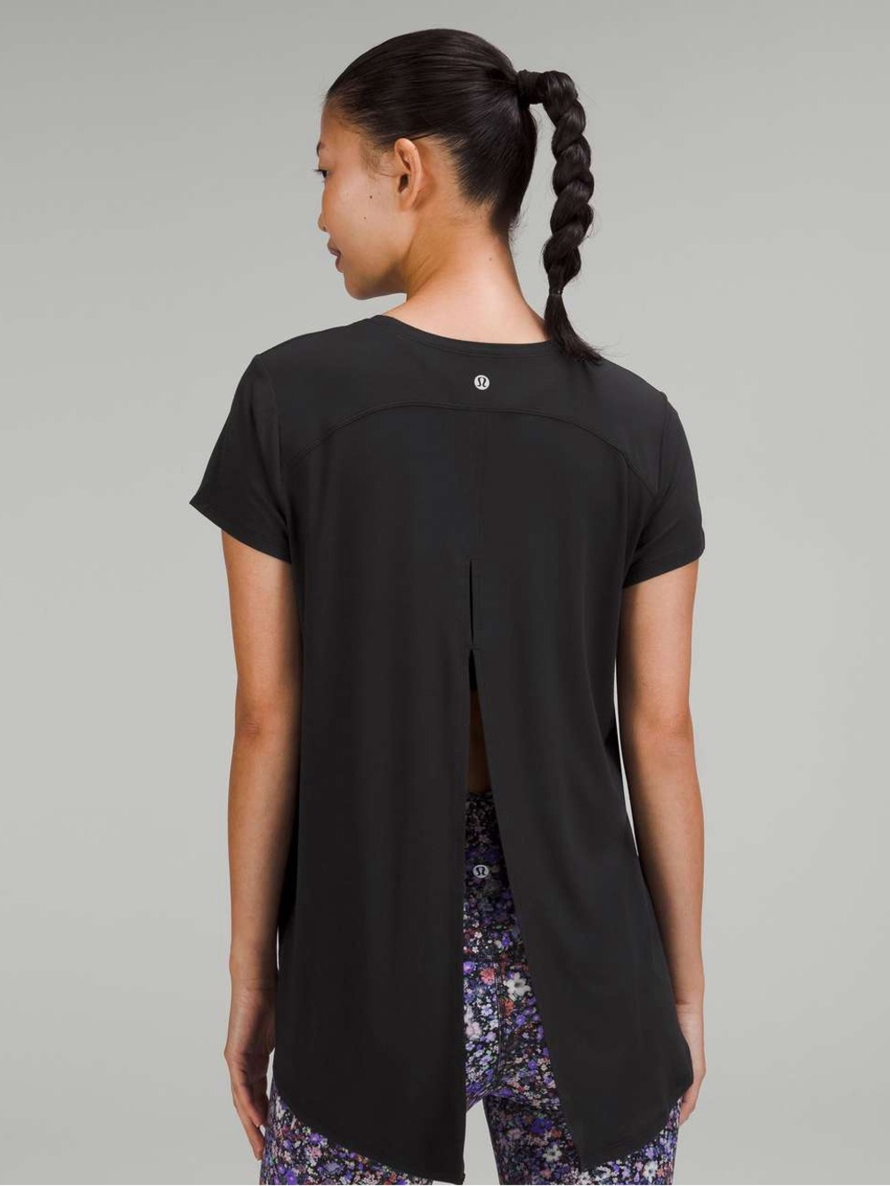 Lululemon Modal Open Up Tied Back T-shirt Black activewear yoga Pilates gym 8